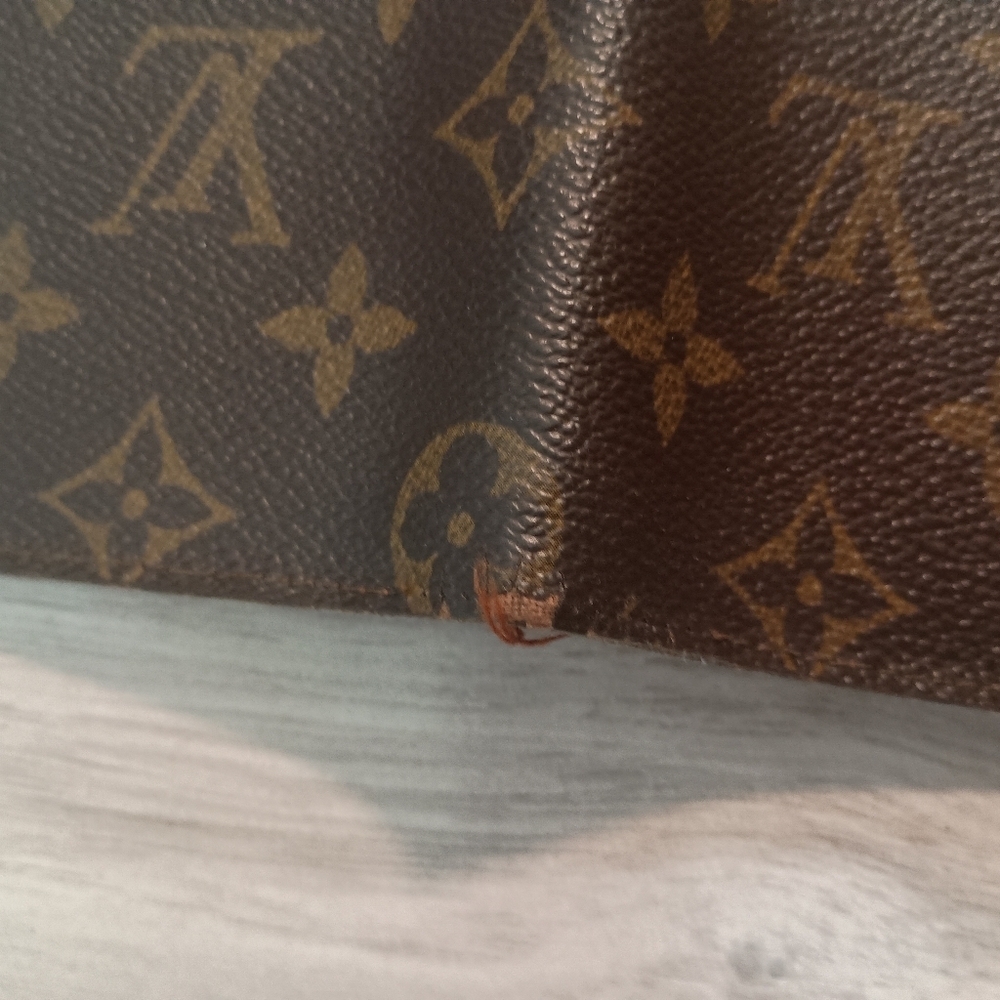 LOUIS VUITTON Vintage. CANVAS BI-FOLD MONOGRAM  WALLET. Men’s - Picture 5 of 13